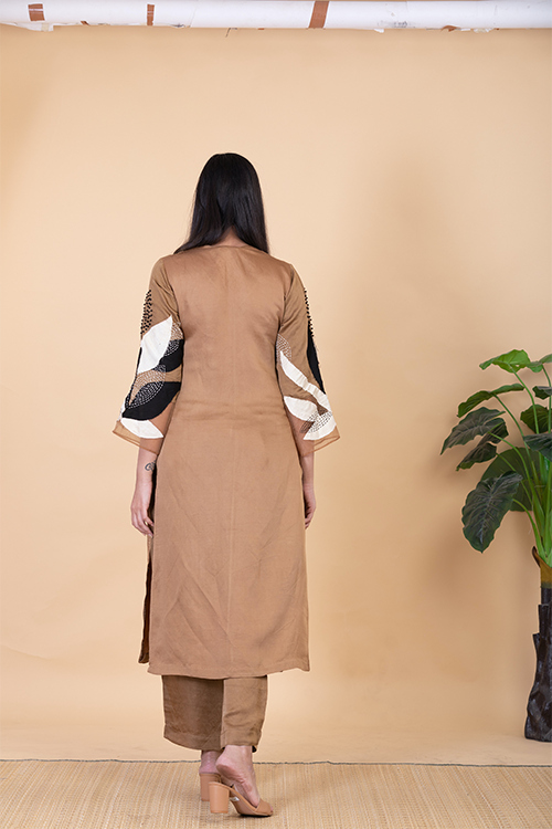 Chambray & Co.'S Ashi Hand Emboirdered Vegan Silk Coord Set - Image 5