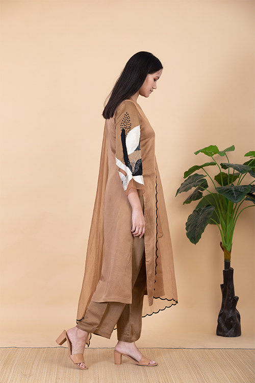 Chambray & Co.'S Ashi Hand Emboirdered Vegan Silk Coord Set - Image 4
